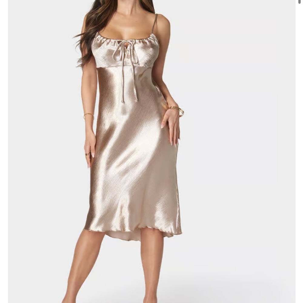 NWT BEBE satin pink keyhole dress